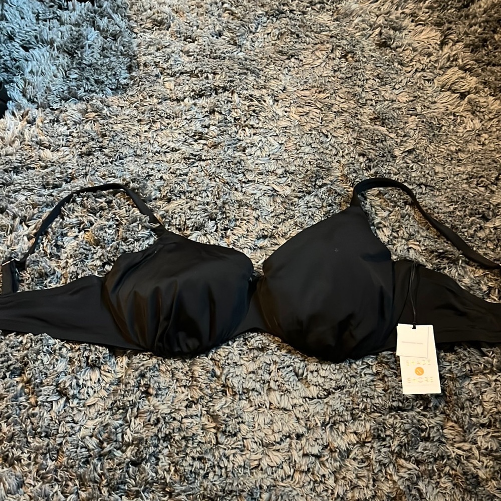 Black bikini top